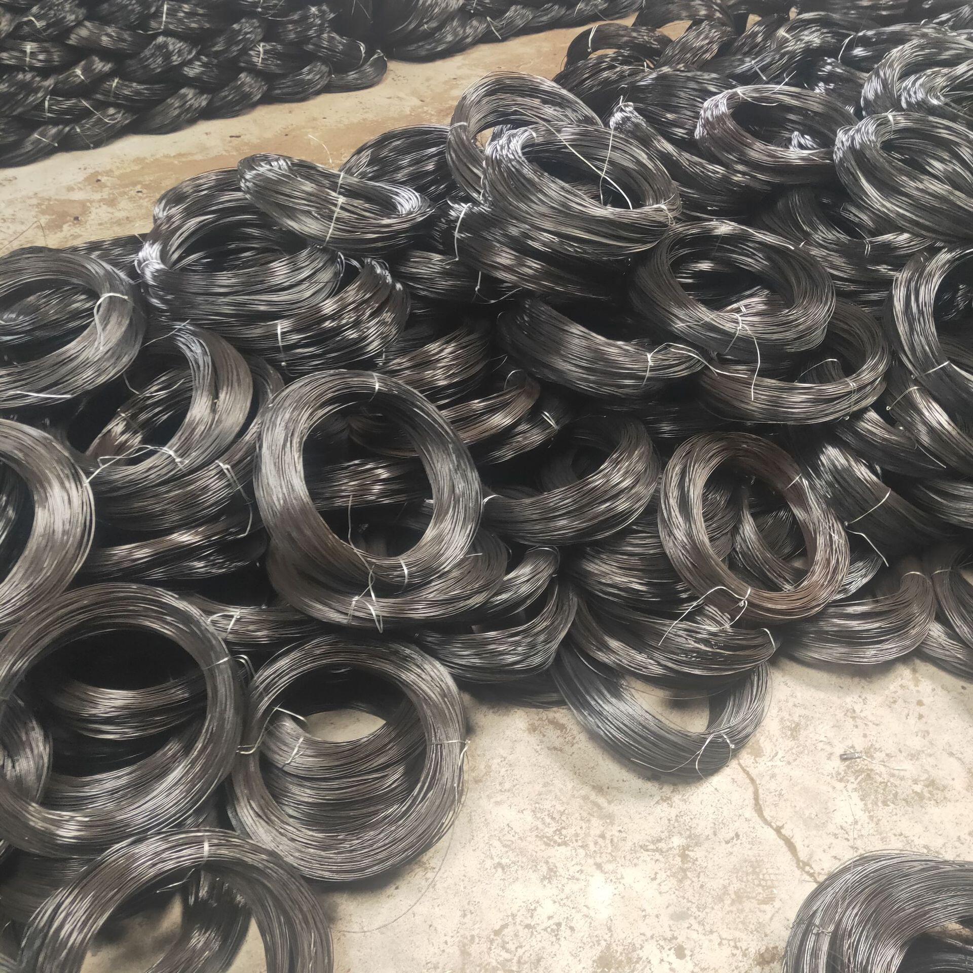 8#10#12#14#16#18#20#21#22#厂家供应喷油退火黑铁丝建筑用丝出口