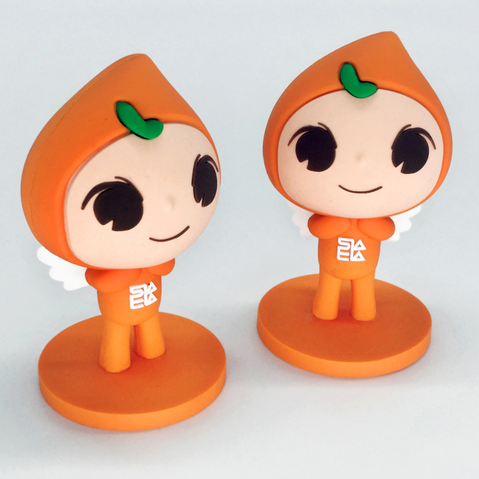 厂家生产批发硅胶卡通挂件吉祥物3d立体公仔钥匙扣二维扫码小礼品