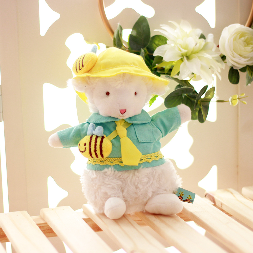 抖音小羊学院风小羊玩偶衣服穿衣娃娃服饰蜜蜂胡萝卜套装可代发3