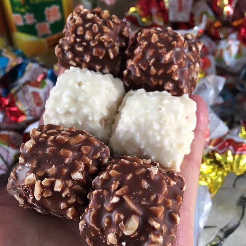 俄罗斯进口原装进口奶罐榛子糖大榛子夹心的巧克力喜糖果斯拉夫糖