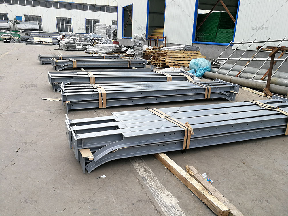 声屏障发货现场图片_声屏障立柱屏体发货_发货价格【汉威声屏障】