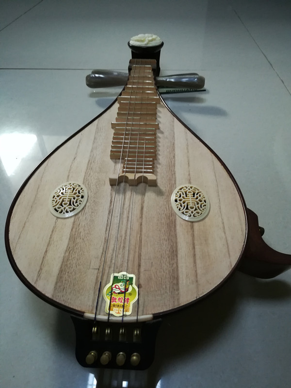 敦煌651m 柳琴 酸枝木白牛角六阴楞弦轸牡丹头 专业名族音乐学校