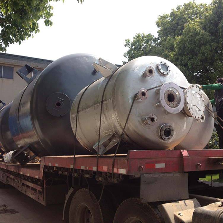 厂家定做大型汽车运输不锈钢储罐 卧式立式化工储罐压力容器批发