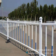 道路交通护栏市政马路隔离栏城市公路锌钢中央广告版护栏厂家批发