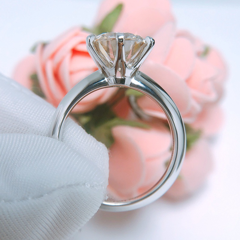 六爪钻戒au750莫桑钻石18k白金镶钻戒指女士求婚订婚钻戒私人定制