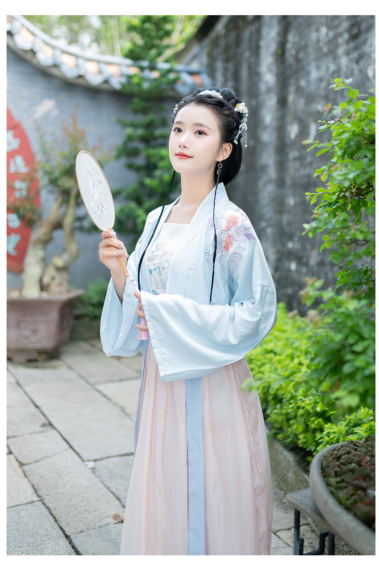 原创传统小清新汉服女绣花喇叭袖对襟吊带齐腰一片式襦裙闺蜜出游