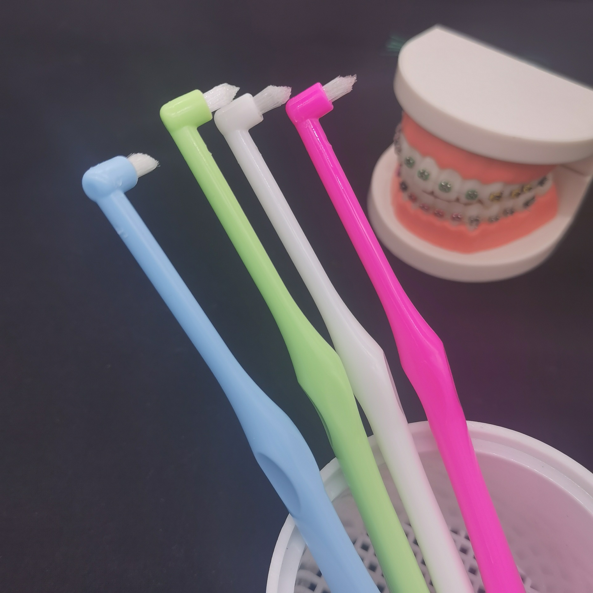 口腔单束正畸牙刷成人矫正专用牙齿戴牙套智齿软毛牙刷 宠物牙刷