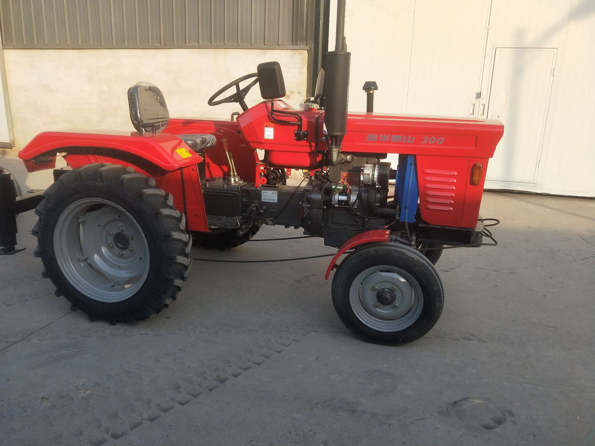 立式水平式拖拉机绞磨东风雷沃卷拖拉机牵引机电力施工牵引车