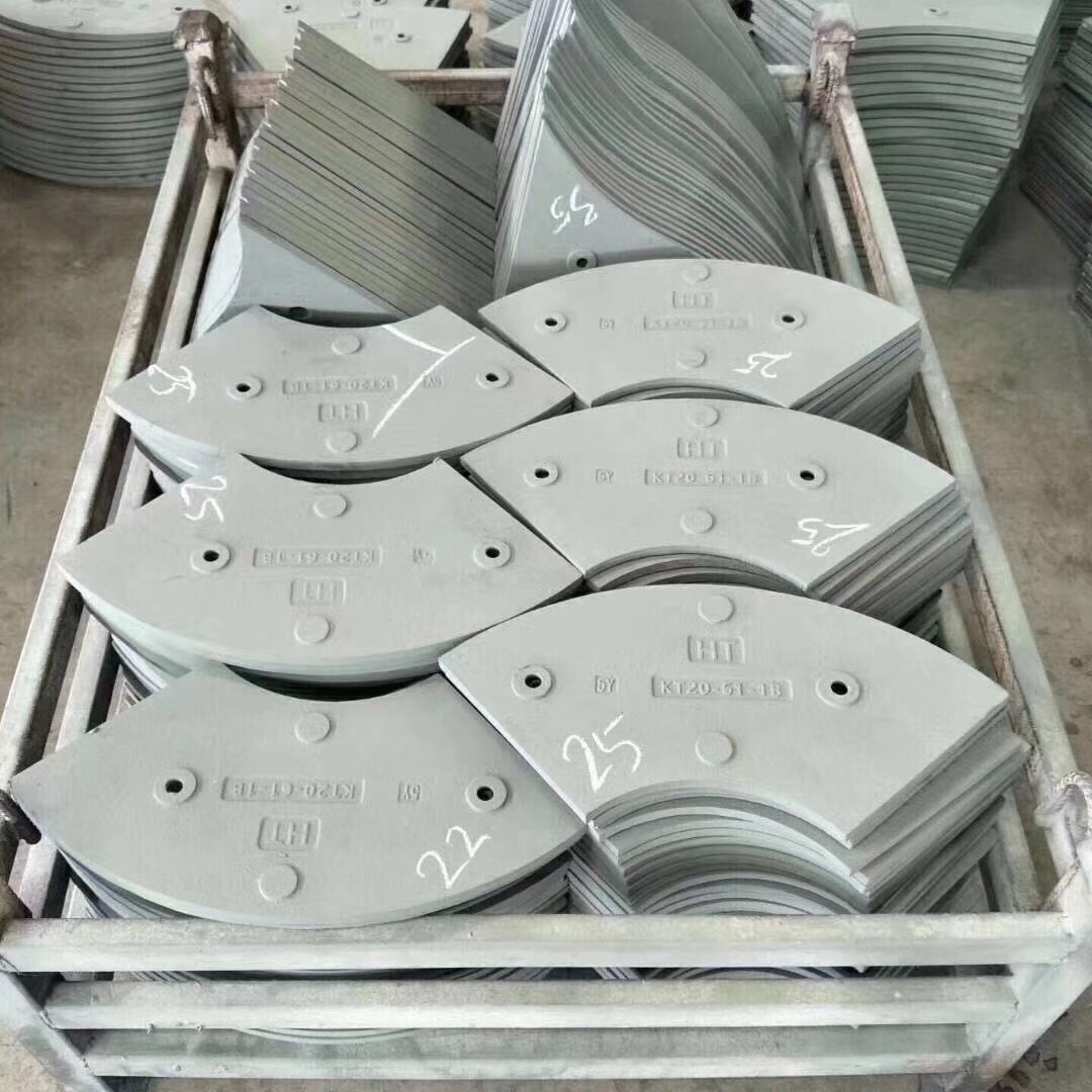 郑州昌利js750混凝土搅拌机衬板中眼板耐磨板高锰钢合金材质