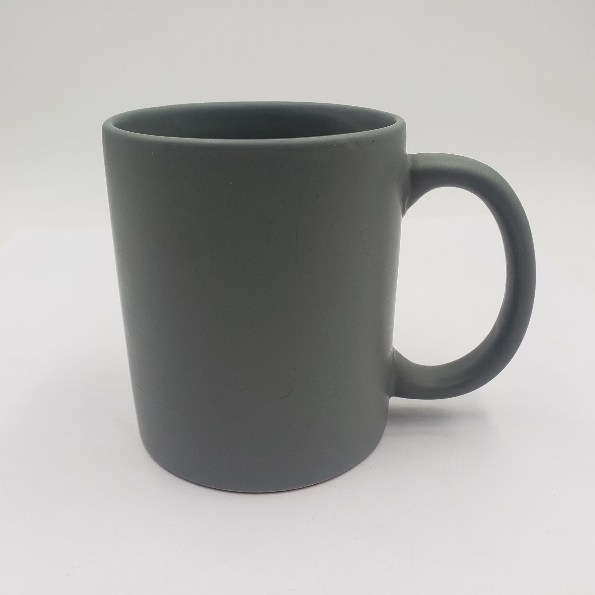 黑色哑光陶瓷杯 11oz色釉马克杯定制logo 出口欧洲咖啡杯定制