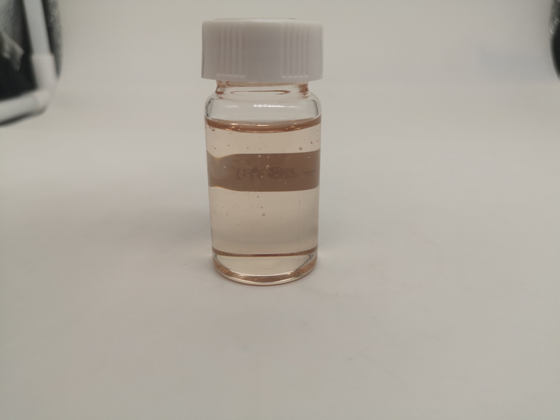 水溶香兰基丁醚cas号82654-98-6热感剂香兰基丁基醚发热剂