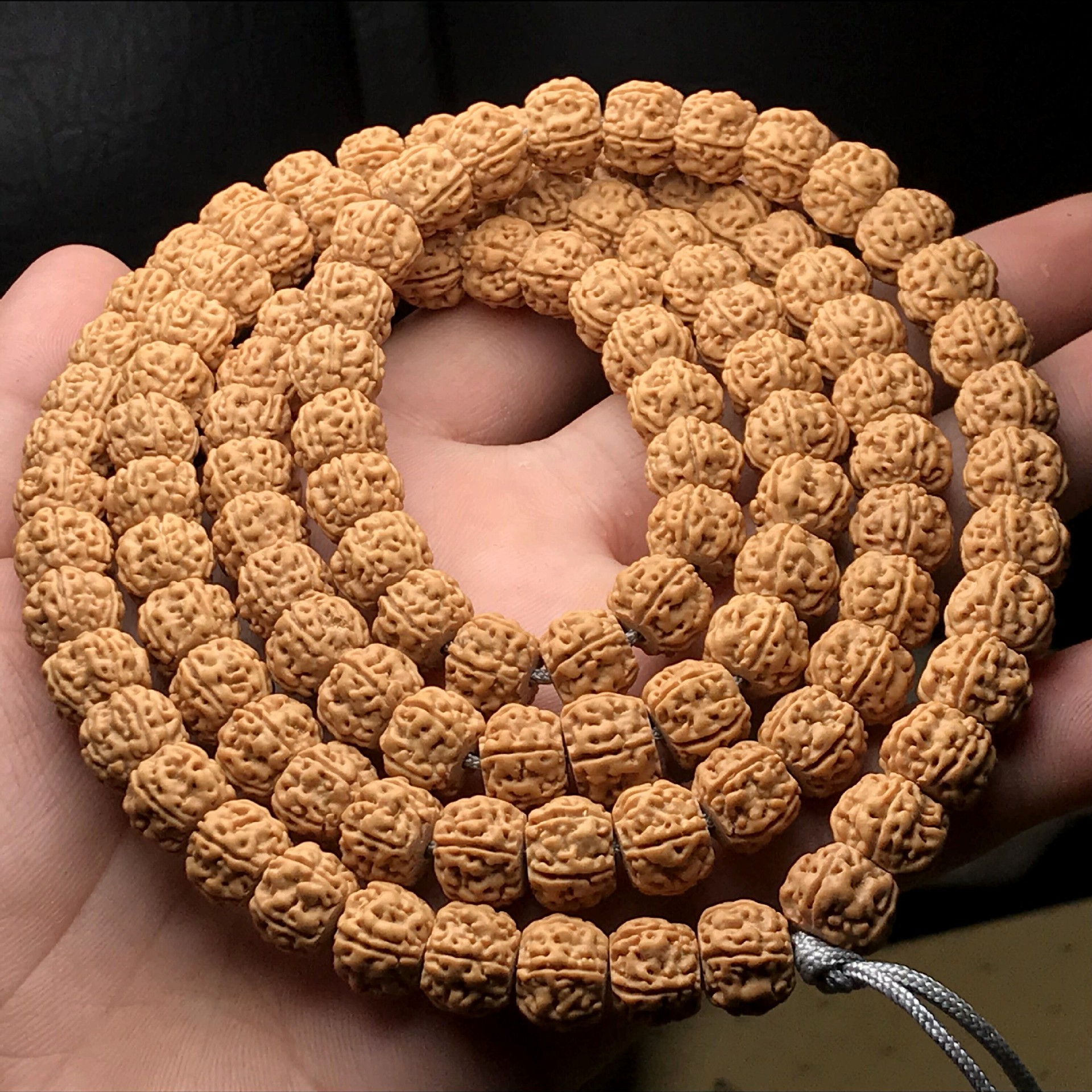 精工五5瓣姜黄皮藏式双龙纹金刚菩提子108颗佛珠手链 一件代发