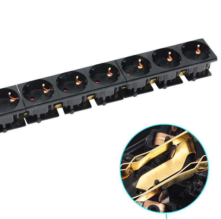 8位欧标pdu机柜电源插座欧式插座带双断开关19英寸机柜排插接线板