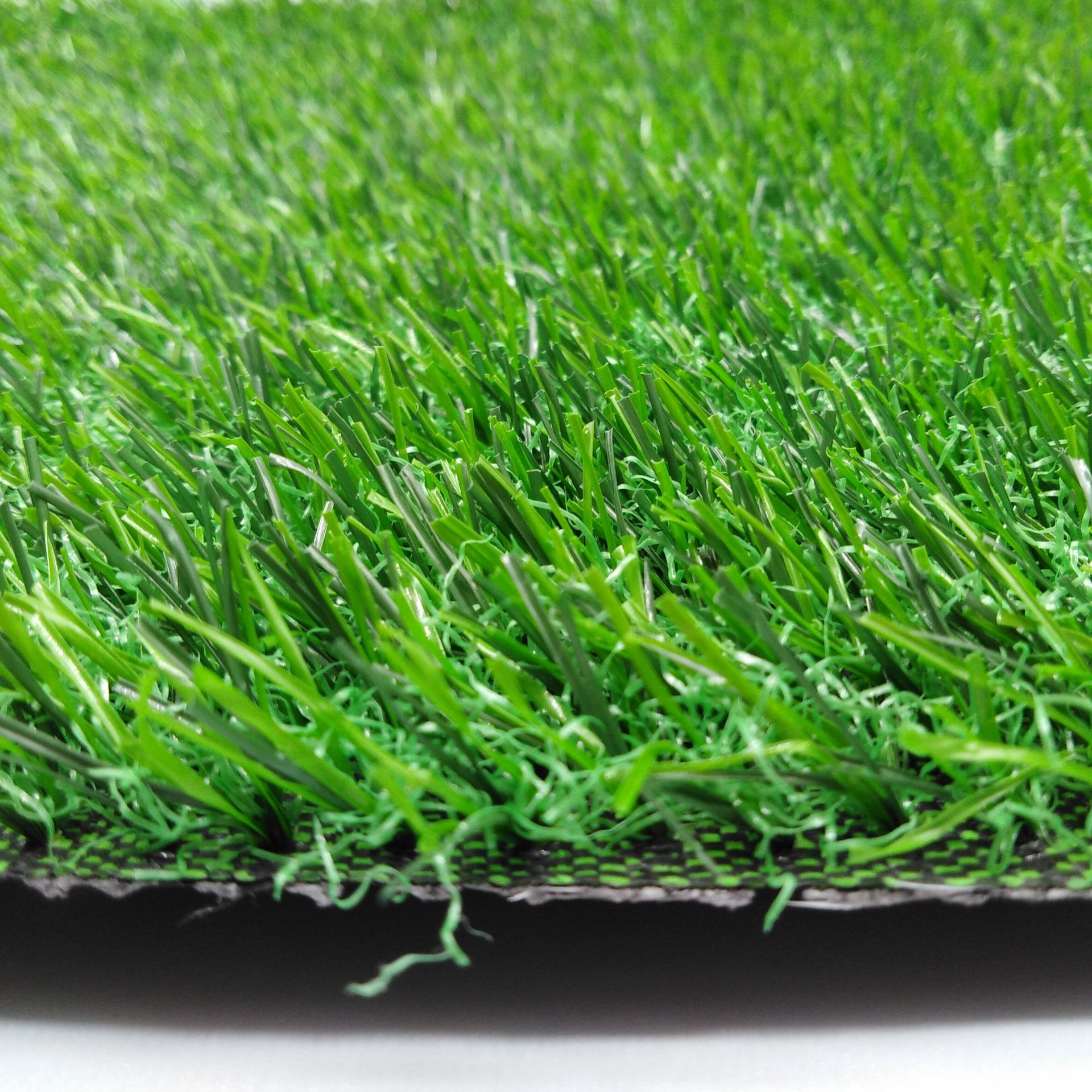 围挡工地仿真草坪 塑料假草坪地毯 国奥众联厂家直销人造草坪