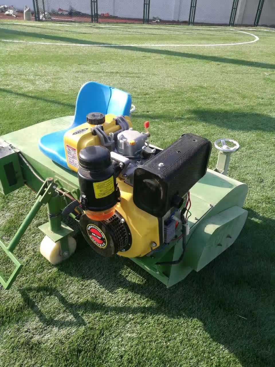 草坪梳理机 山东梳草机 充沙梳草一体机图片视频