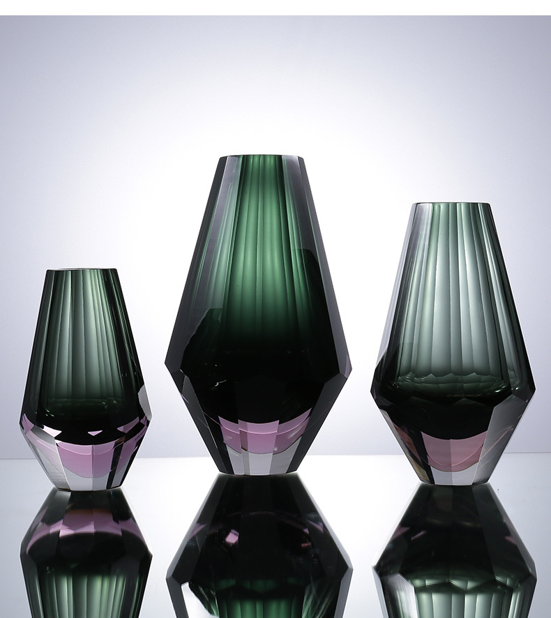 钻石星 镇店之宝 钻石切面摹刻菱形玻璃花瓶