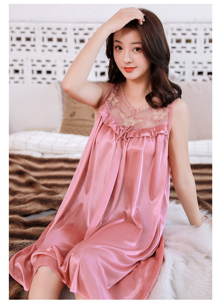春夏季仿真丝睡裙女士性感情趣睡衣夏冰丝绸蕾丝大摆裙纯色家居服