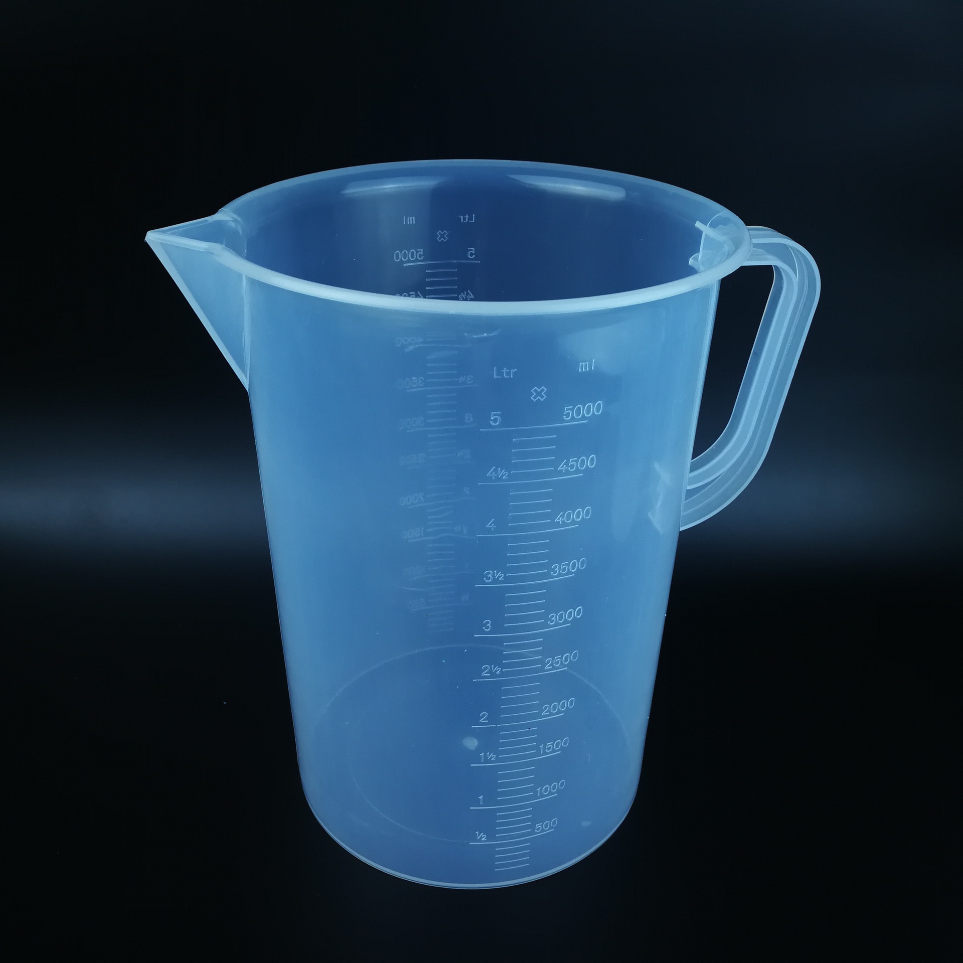 量杯塑料 5000毫升塑料量杯刻度清晰高透明度直柄量杯可定制批发