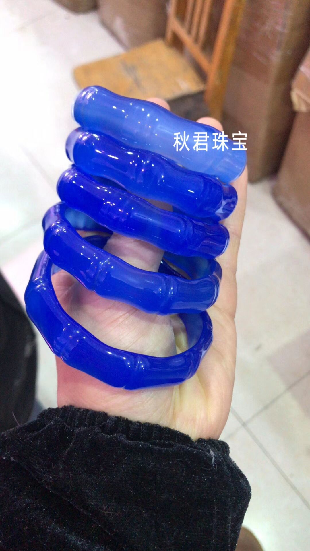 厂家批发天然浪漫土耳其蓝玉髓扭转乾坤节节高升玉髓手镯时尚高贵