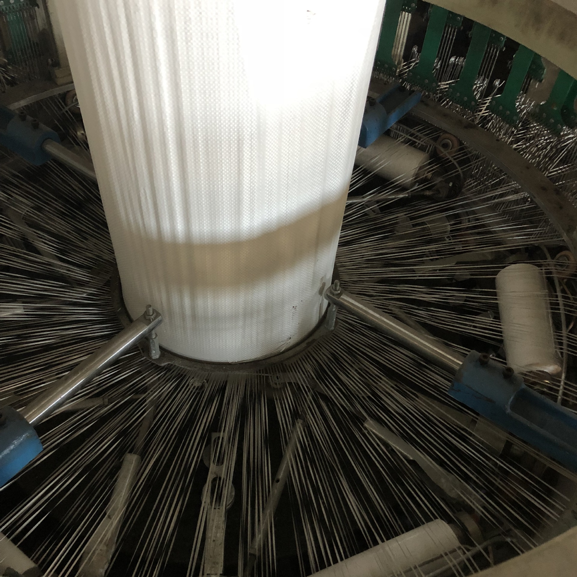 专业生产编织袋生产设备四梭圆织机四梭小凸轮圆织机六梭圆织机