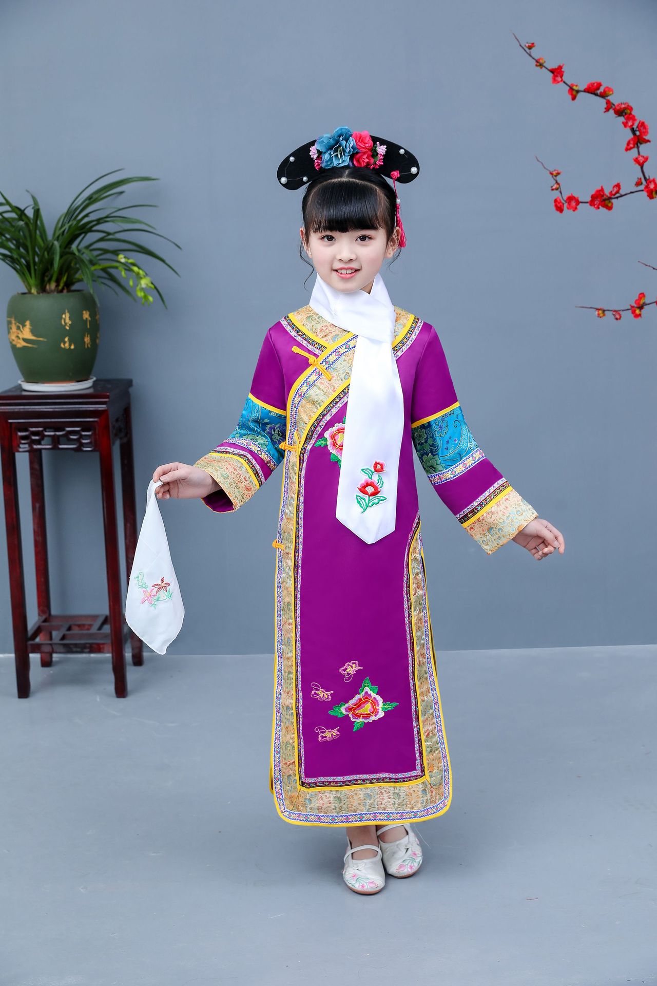 女童格格服 宫廷公主儿童清朝服装长袍衣服旗服满清服装