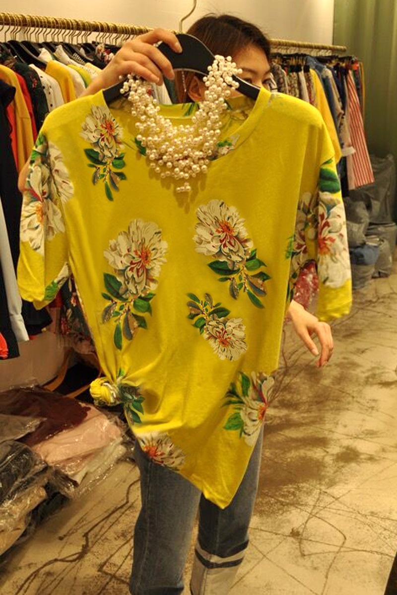 韩国2019夏季新款韩版花朵印花圆领短袖t恤显瘦打底体恤女上衣