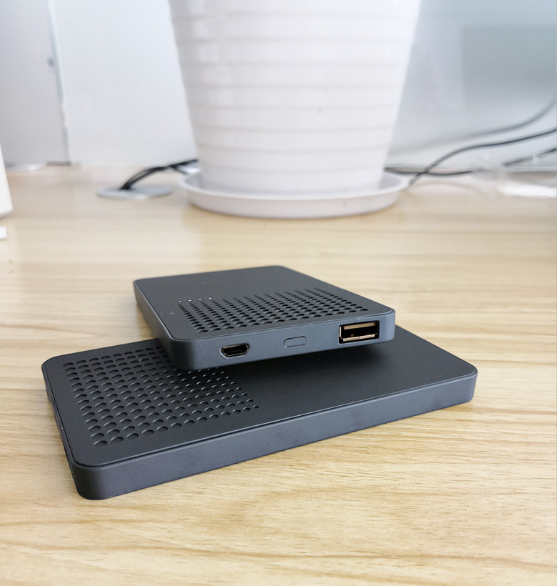 厂家直销超薄移动电源公司礼品充电宝手机备用电源可定制logo