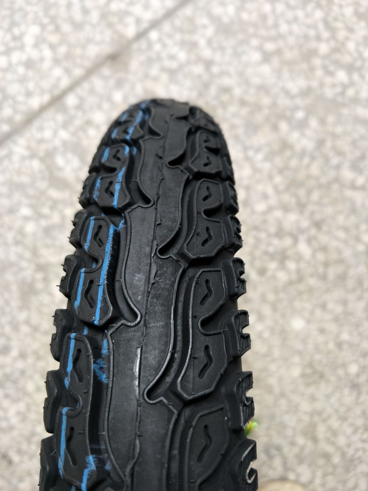 电动车轮胎吉路尔穿山甲外胎14.16.18寸2.125 /2.50精美轮胎