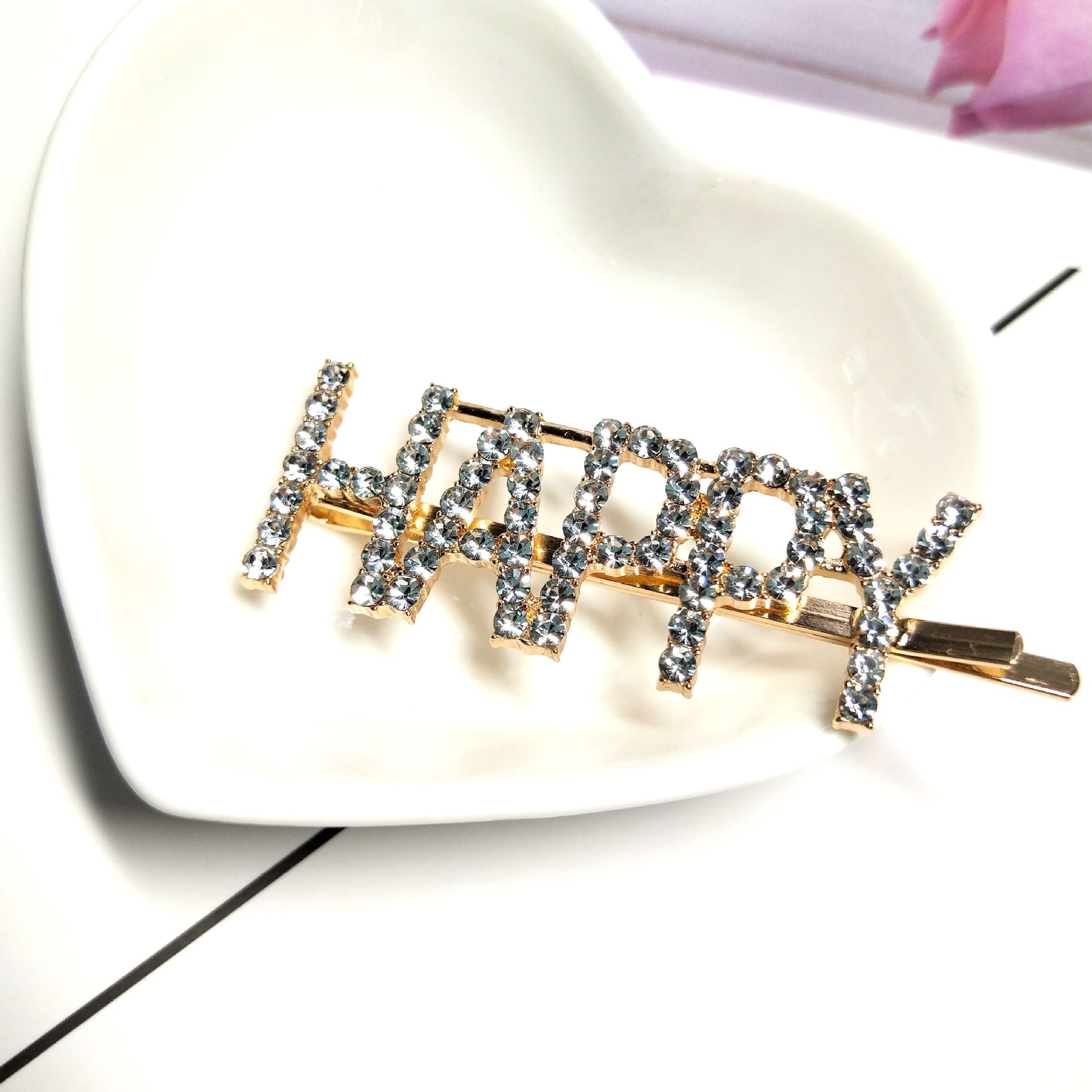 韩版时尚女生镀银点钻英文字母一字夹潮流发饰边夹kisslove发夹饰