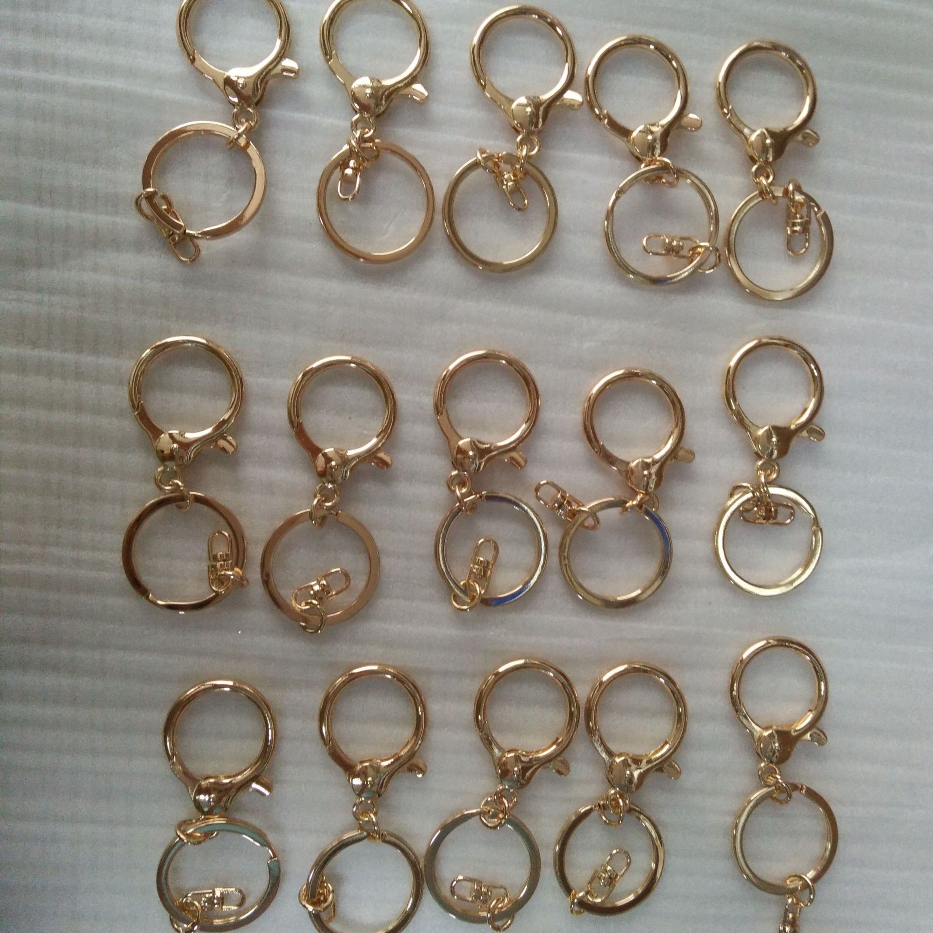 美鹏厂家直销铜龙虾扣 新款式形状各异饰品项链连接鱼嘴扣