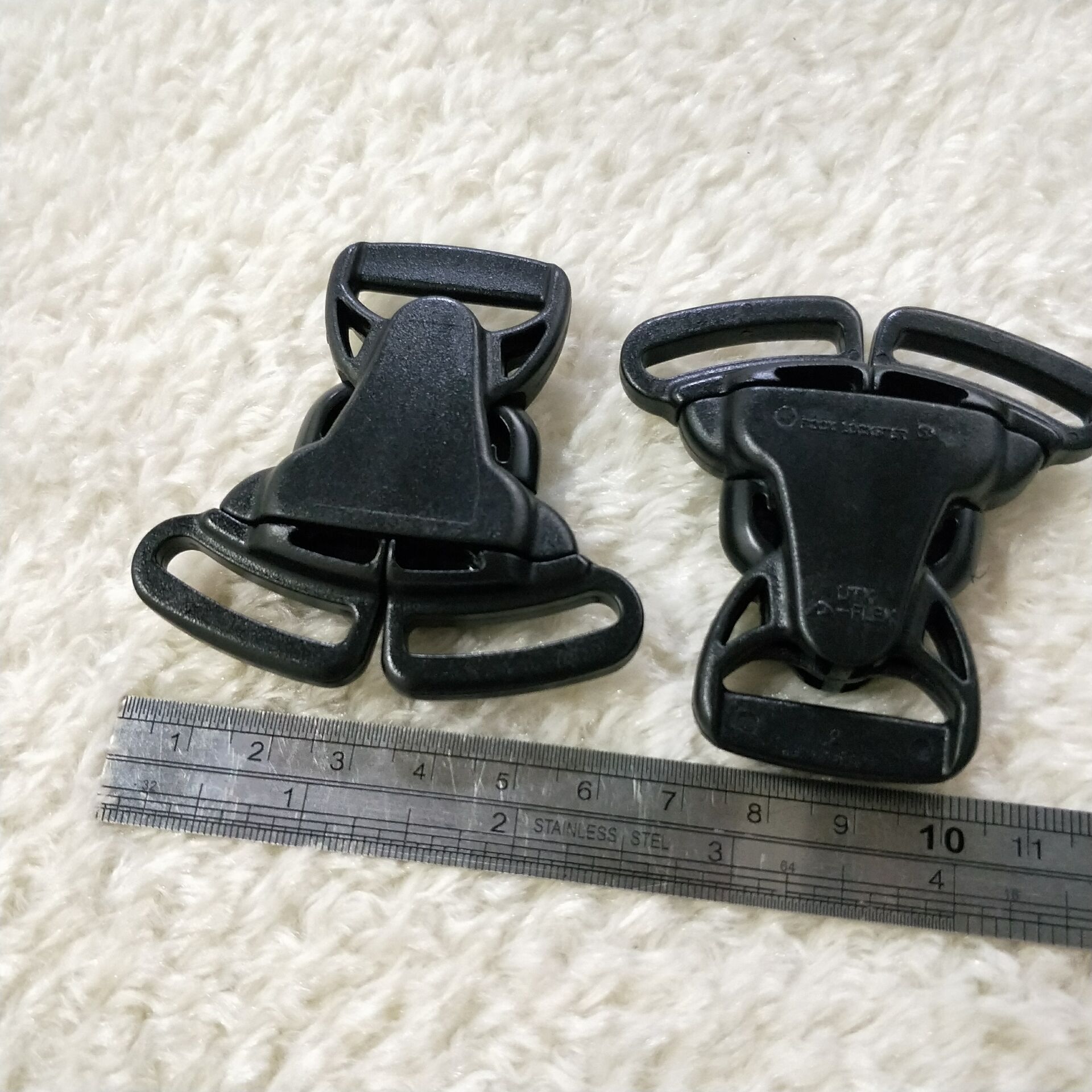 多耐福duraflex儿童车安全带扣 三向保险插扣 儿童安全插扣 y型扣