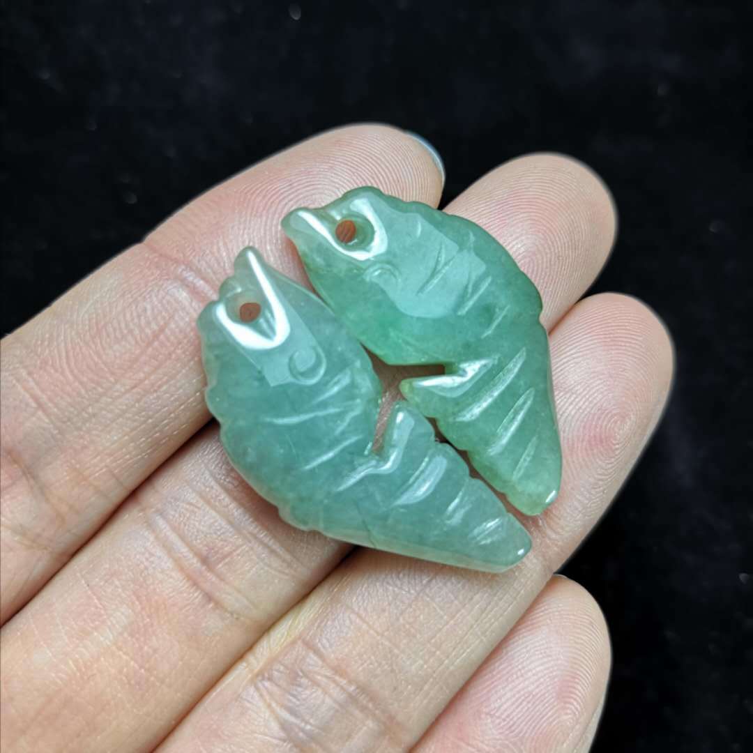 天然缅甸翡翠a货金鱼 手工diy翡翠小鱼儿挂件 冰润小锦鲤吊坠批发