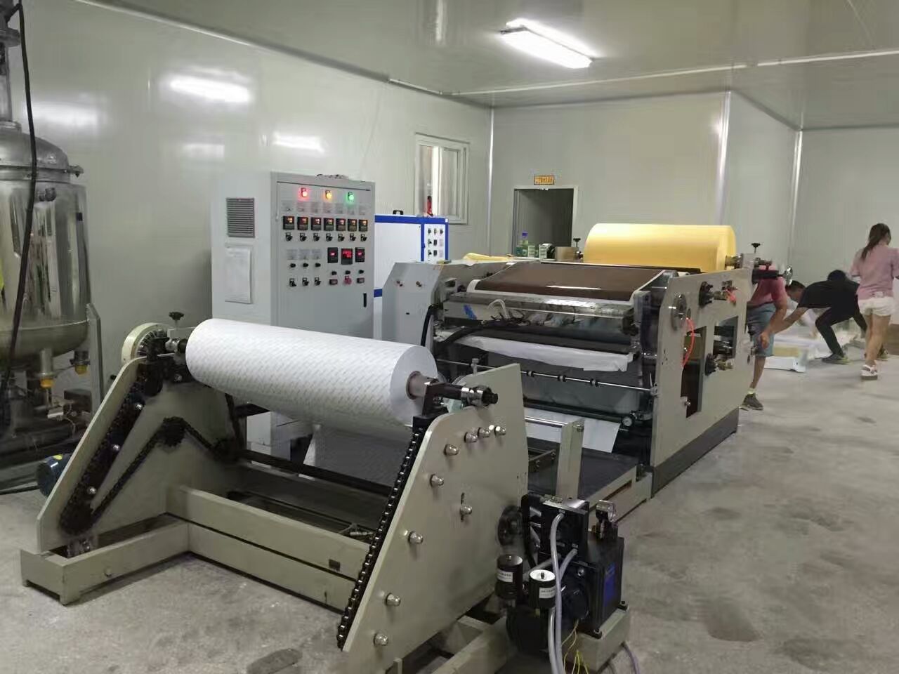 环保节能热熔胶涂布复合机 pvc薄膜涂布工艺机械设备 光电跟踪