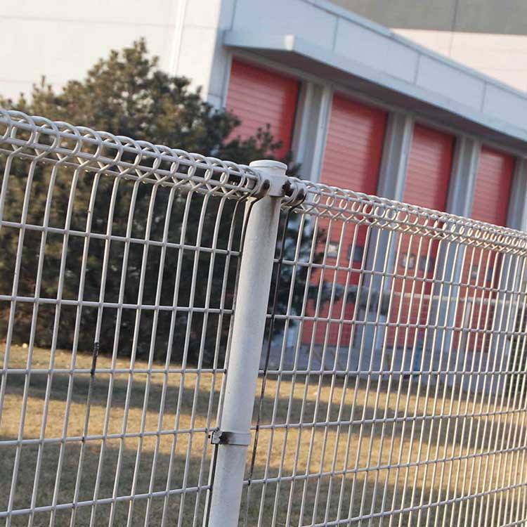 双圈护栏网城市草坪铁丝防护网定制 园林卷圈金属绿色围栏网厂家