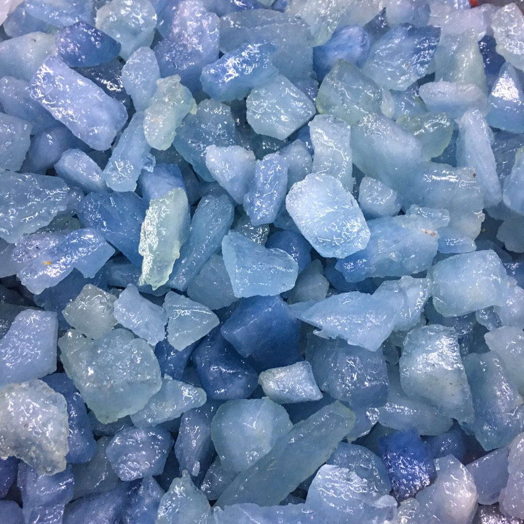 天然新疆海蓝宝原石裸石 厂家清仓海蓝宝原石吊坠 可diy珠宝原石