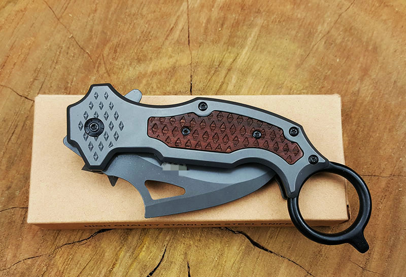 户外魔蝎爪刀da106折叠爪子个性野营随身小刀具阳江出口创意折刀