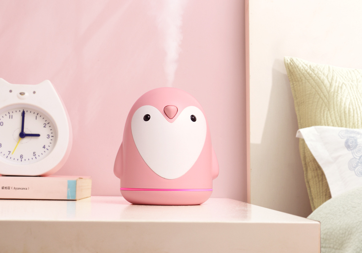 新品卡通企鹅加湿器家用办公车载宿舍创意礼品纳米雾化usb加湿器