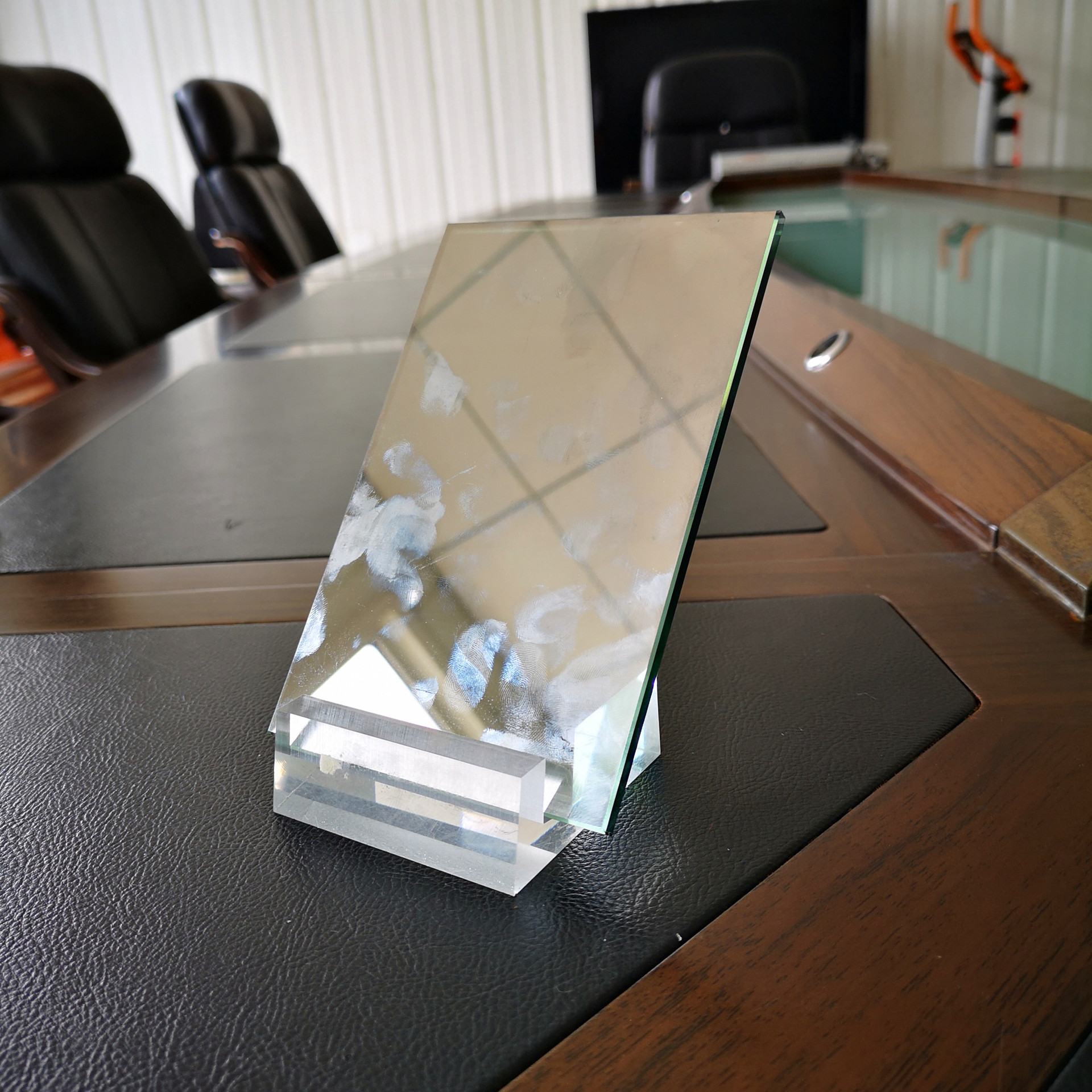 厂家长期直供离线4mm 5mm 6mm绿色(自然绿)镀膜玻璃 可加工-阿里巴巴