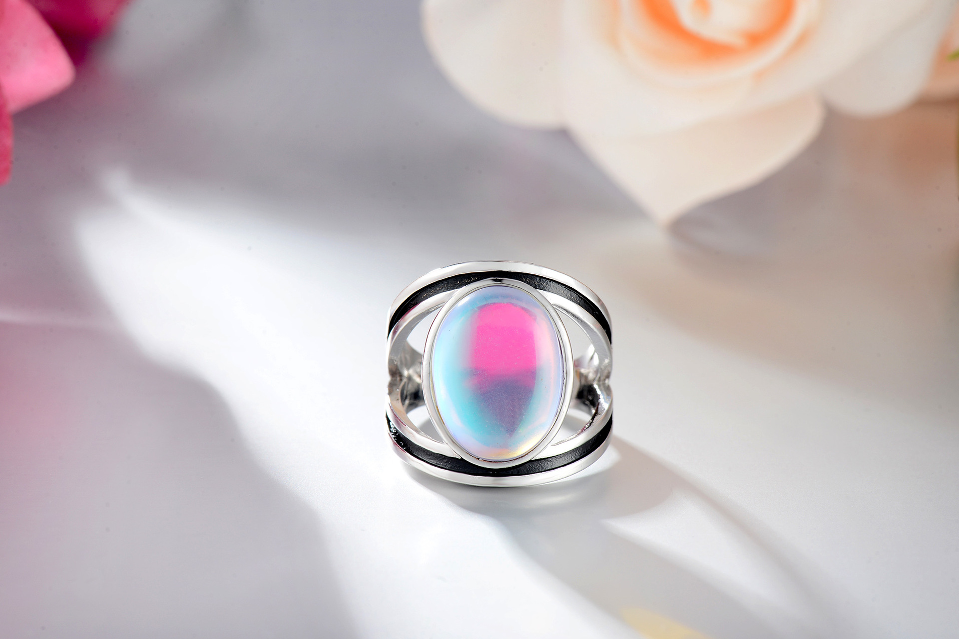 wish新款镶嵌七彩月光石戒指 欧美夸张仿泰银复古滴胶指环女