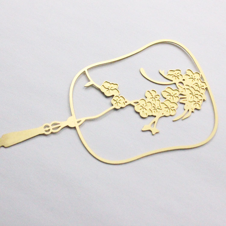 东莞激光切割厂家铜片激光切割镂空 铜制书签雕花镂空打孔加工