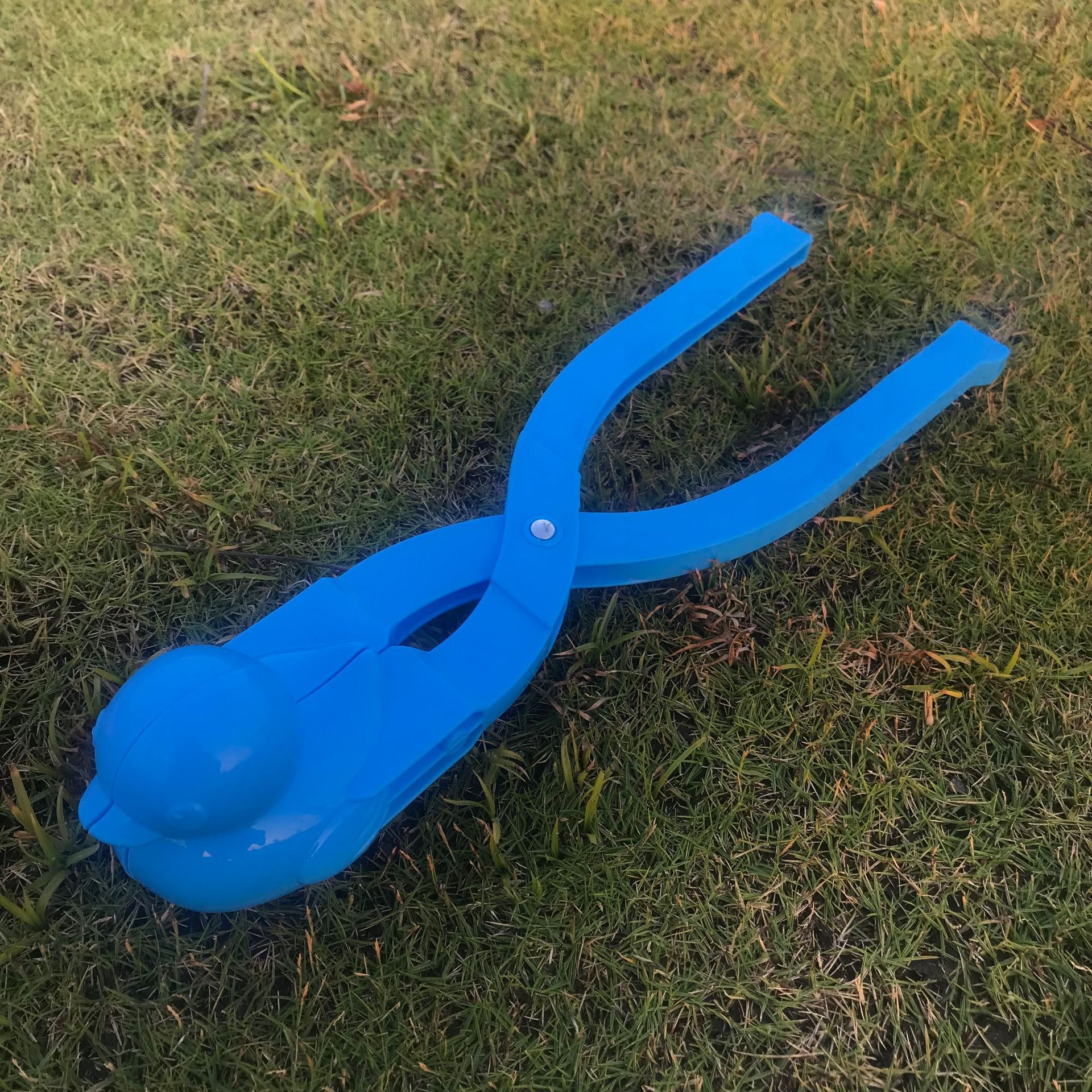 新款儿童户外玩雪玩具塑料加厚卡通鸭子雪球夹夹雪器宝宝玩沙工具