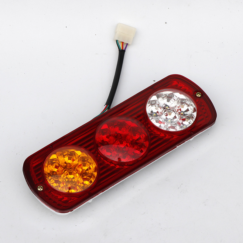 三轮车转向刹车灯_金彭电动三轮车后尾灯 电动三轮车转向刹车灯 四轮 