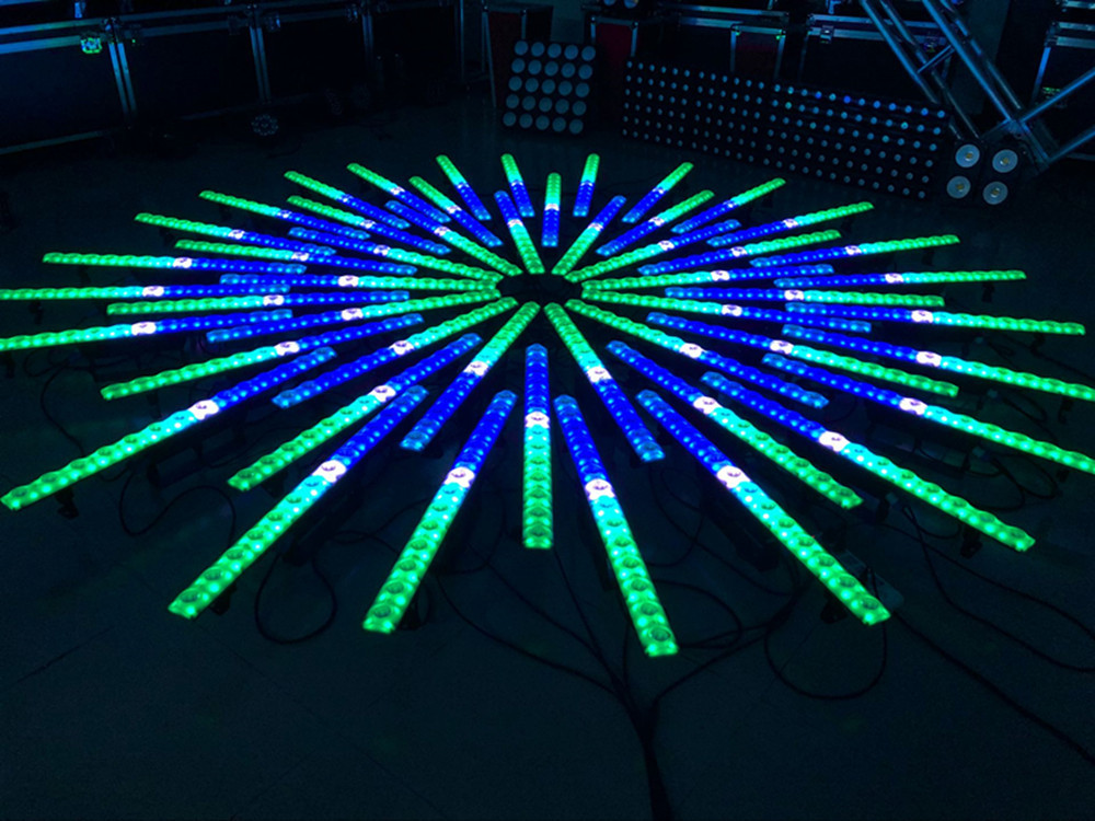 厂家促销14颗变色龙矩阵led洗墙灯婚庆酒吧效果点控跑马洗墙灯