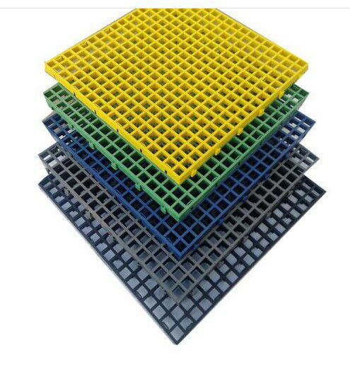 朔料拼接格栅地面朔料漏水地垫防滑网格板pvc格栅操作拼台格栅