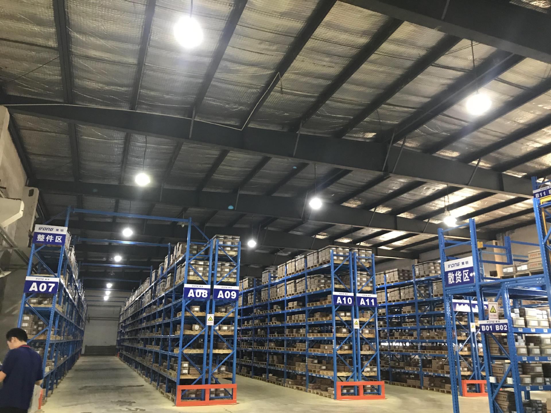 st35st42十字盘头钻尾螺丝304不锈钢自攻自钻燕尾丝