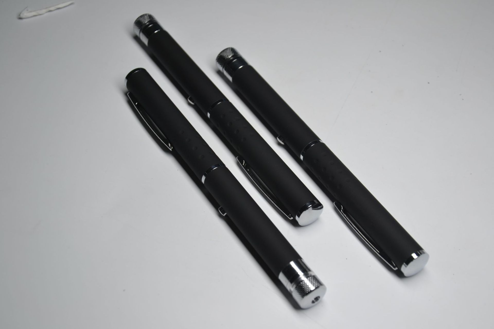 绿激光镭射笔 激光灯绿外线指星笔 售楼激光教鞭指星笔