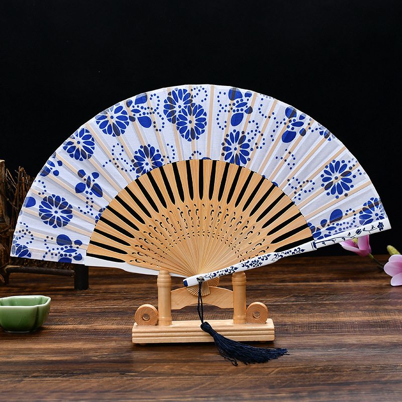 高档女扇*中国风烤漆边青花瓷扇*竹扇*工艺礼品*厂家直销*批发