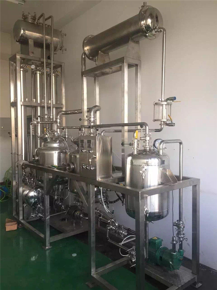 提取热回流实验室玫瑰纯露植物精油提取设备中药浓缩提取机组花叶