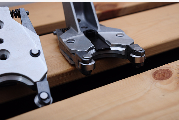 cnc钻攻机圣杰bt-30刀库刀夹刀爪钻攻牙机铝刀臂数控机床刀库配件