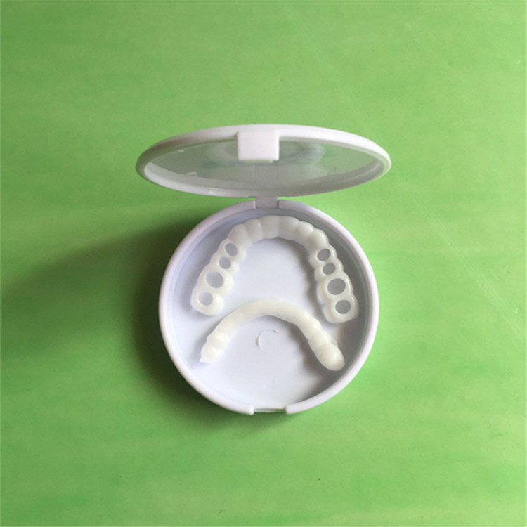 箱规:61*41*33装箱数:360pcs重量:32g包装:塑料盒名称:新款防真牙套